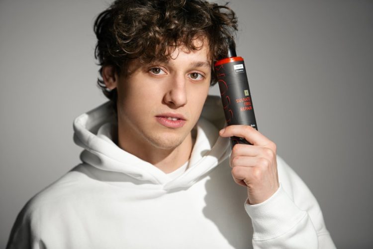 Безсульфатний відновлюючий шампунь для всіх типів волосся Sulfate Free Repair Shampoo, 250 мл - фото №7